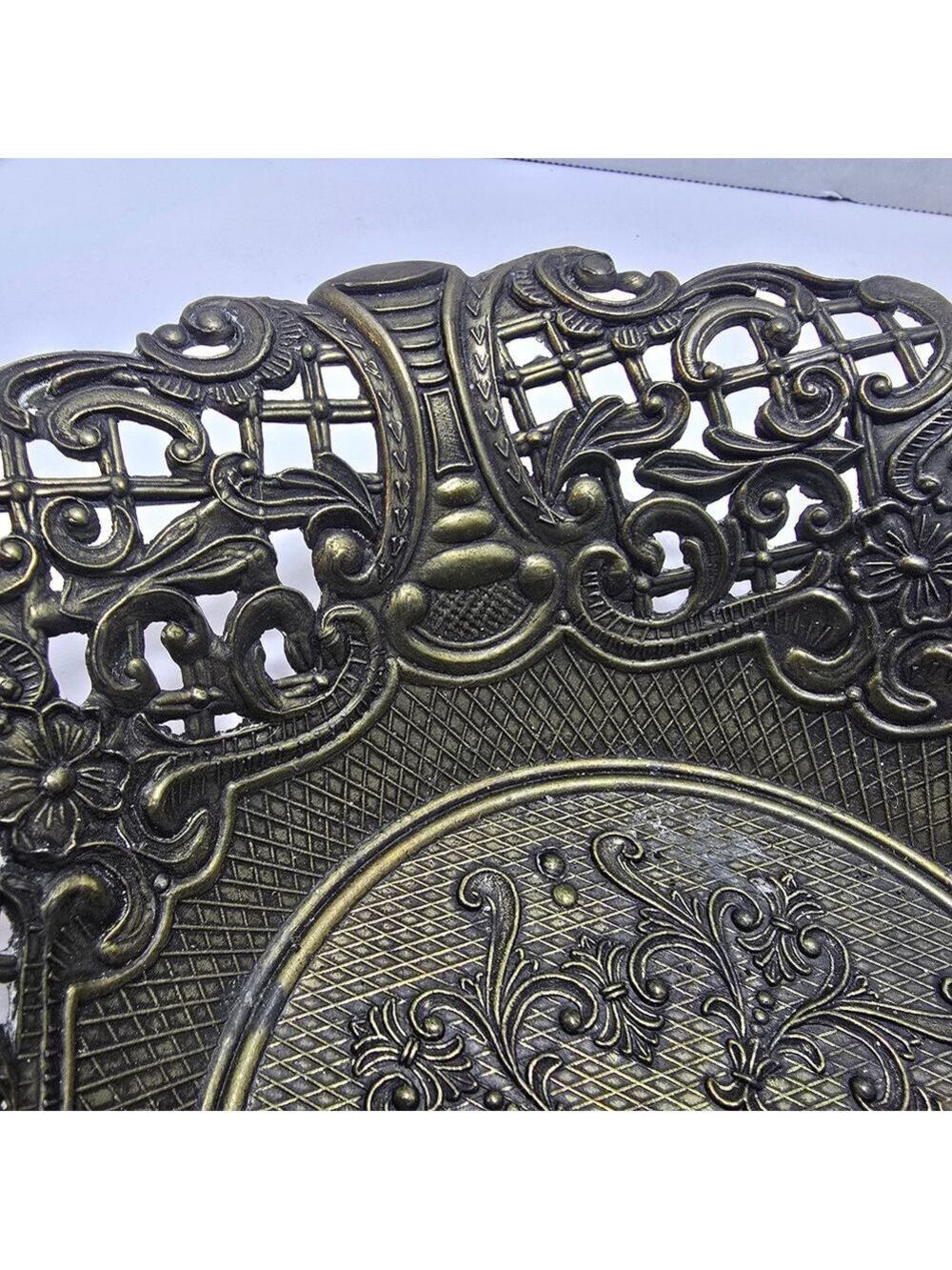 Elegant Brass Decorative Bowl - Picture 5 of 13